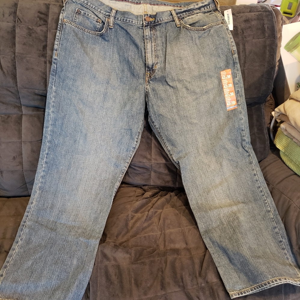 NWT Old Navy Straight Leg Boot-Cut Jean's 42×30